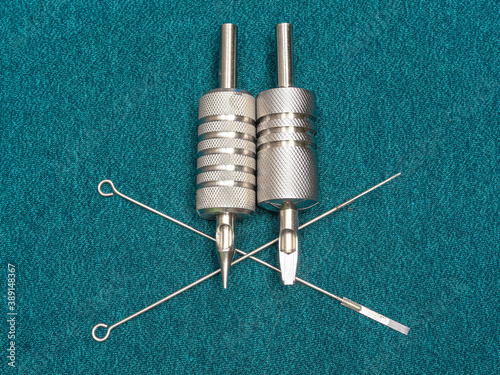 tattoo machine with accessories