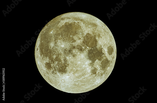 the full moon in the night sky, 31st October 2020
