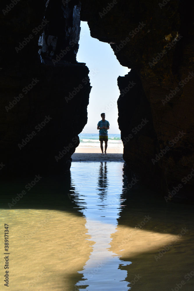 Fototapeta premium Shadow in the Beach