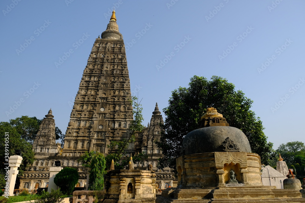 India Bodh Gaya - Mahabodhi Temple Complex main temple and small side temples