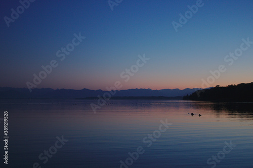 Coucher de soleil sur le lac Starnberger See