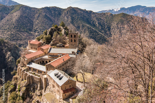 Abbaye Saint Martin de Canigou photo