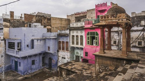 The ancient city of Pushkar on the edge of the Thar desert in Rajasthan © Roman