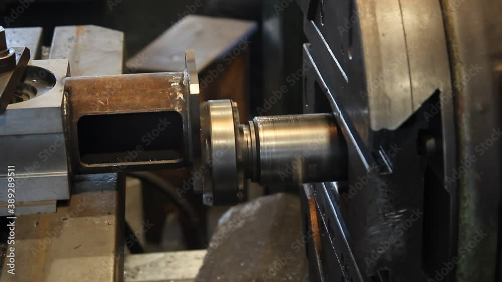 There are metal-cutting machines in the machine shop. There are metal-cutting machines in the machine shop.