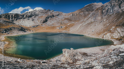 The premier lake in Ubaye and the Chambeyron refuge - Le lac premier en Ubaye et le refuge du Chambeyron