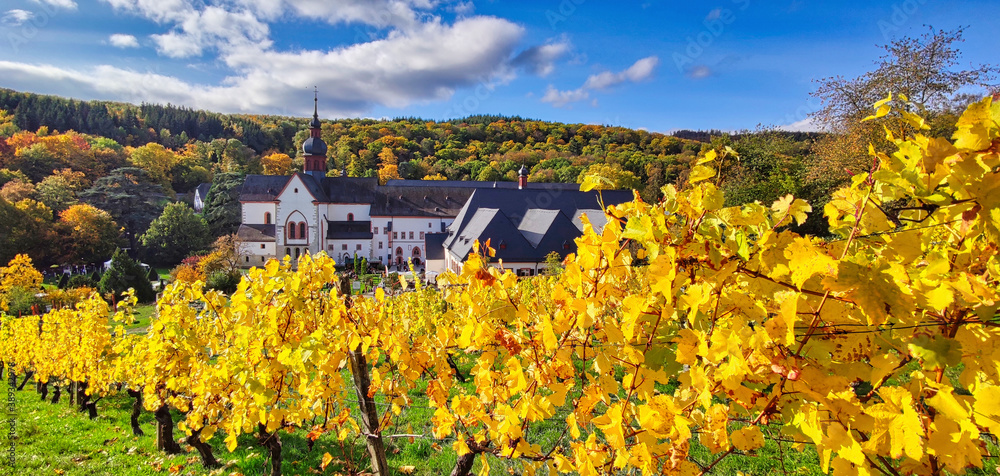 Kloster Ebersbach im Herbst - obrazy, fototapety, plakaty 