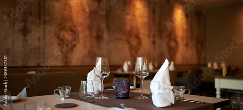 Foto Fine Dinng Gourmet Michelin Restaurant tisch