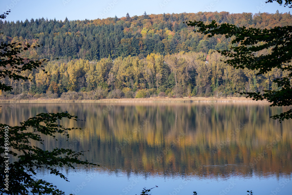 Die Spiegelung im Herbst Die Spiegelung im Herbst