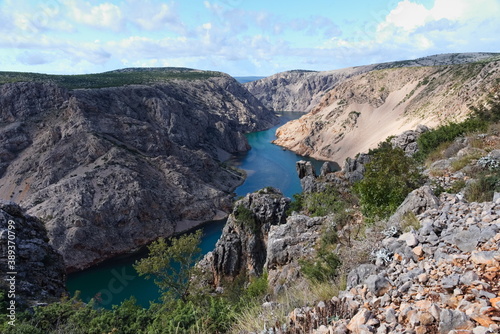 Fototapeta Naklejka Na Ścianę i Meble -  The Zrmanja Canyon