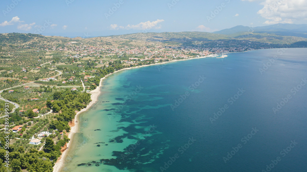 Beautiful aerial shot of the Nikiti beach located in Greece - obrazy, fototapety, plakaty 