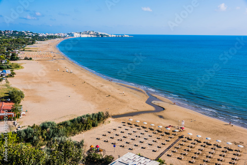 Fototapeta Naklejka Na Ścianę i Meble -  Sand sea beach in Vieste, Apulia, Italy