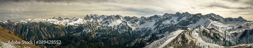 alpines Panorama im Allgäu © Michael