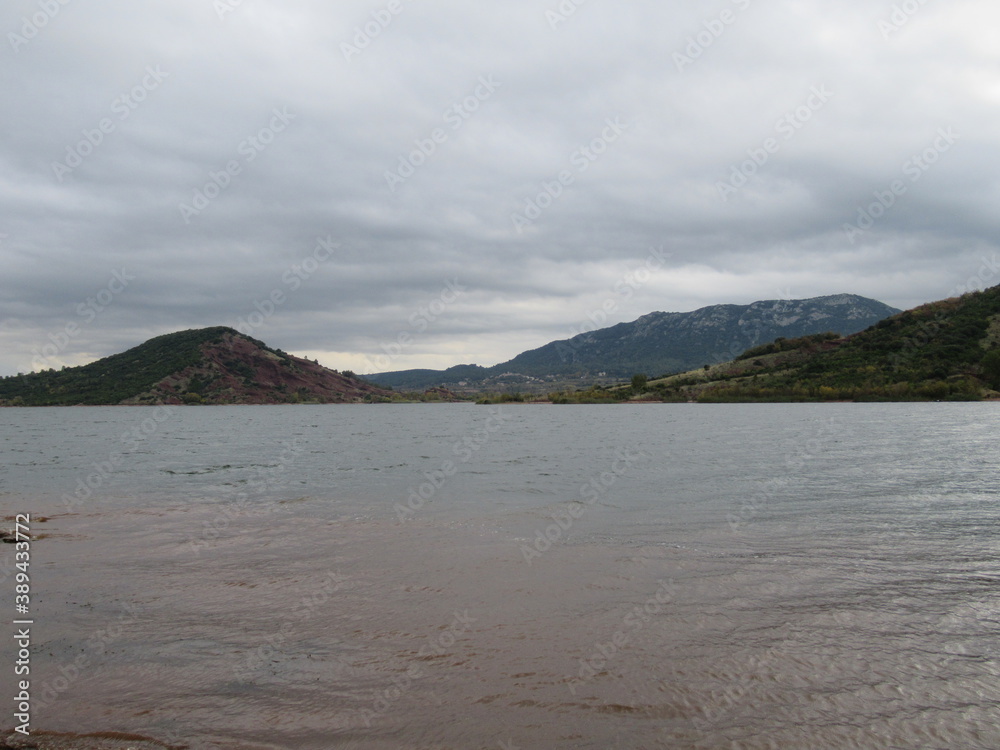 lac du salagou