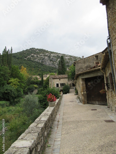 saint guilhem le d  sert