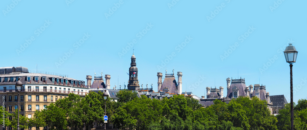 Panoramic skyline view, street of the downtown of Paris, France. Hotel de Ville, old Neo-Renaissance City Hall