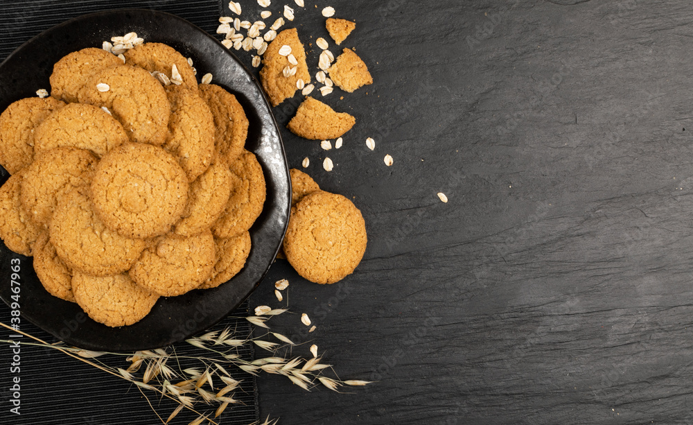 Thin Oatmeal Cookies, Healthy Cereal Crackers with Chocolate Thin Oatmeal Cookies, Healthy Cereal Crackers with Chocolate