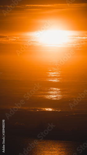 Fototapeta Naklejka Na Ścianę i Meble -  Sunset red and orange Sky Ocean 
