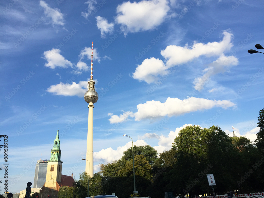 Obraz premium Berlin TV tower in Germany