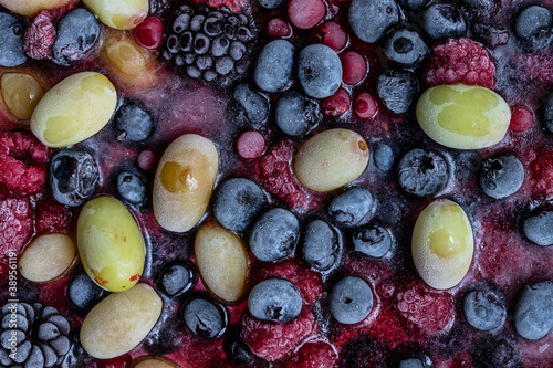 frozen berry fruits