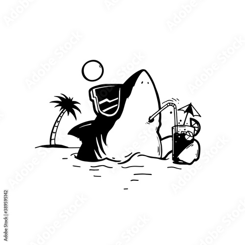 Hawaii shark, chilling in the ocean, palm, summer