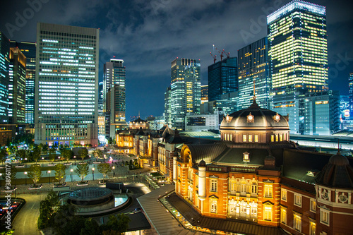 東京駅周辺の風景 © T.Kurohara