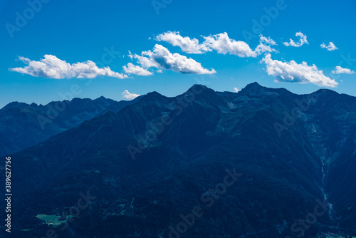 Blick auf Kühtaier Berge in Tirol