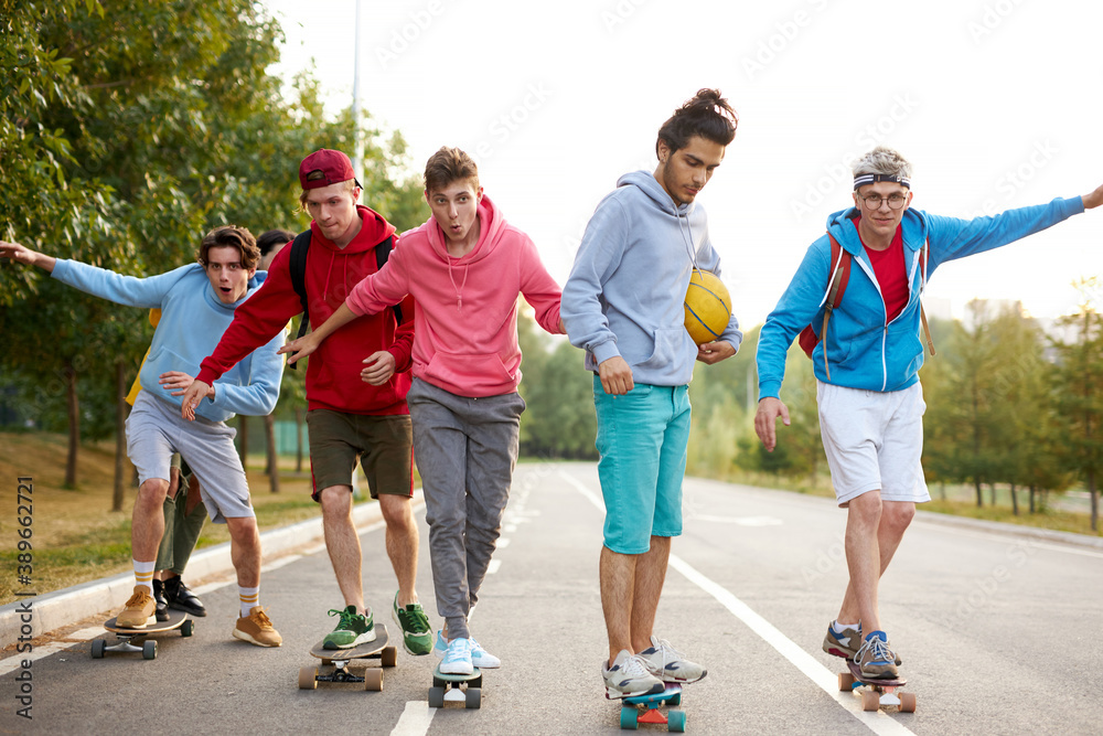 © alfa27 - urban teen boys on skateboards,young boys riding in the park on a skateboard. city style. urban people. learns to ride, friendship © alfa27 - urban teen boys on skateboards,young boys riding in the park on a skateboard. city style. urban people. learns to ride, friendship