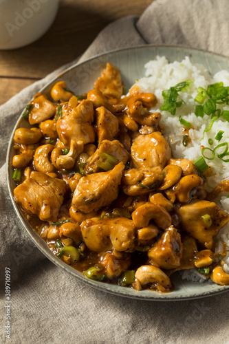 Homemade Chinese Cashew Chicken