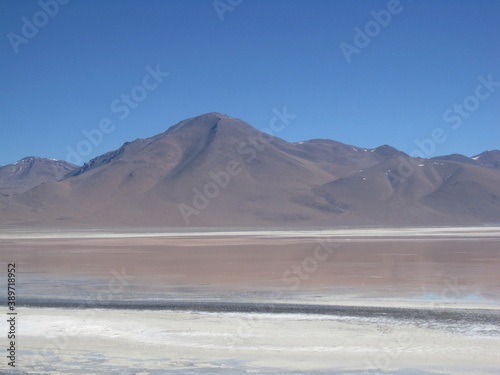 Exploring the salt flats, deserts and mountain landscapes around Salar de Uyuni in Bolivia, South America © ChrisOvergaard