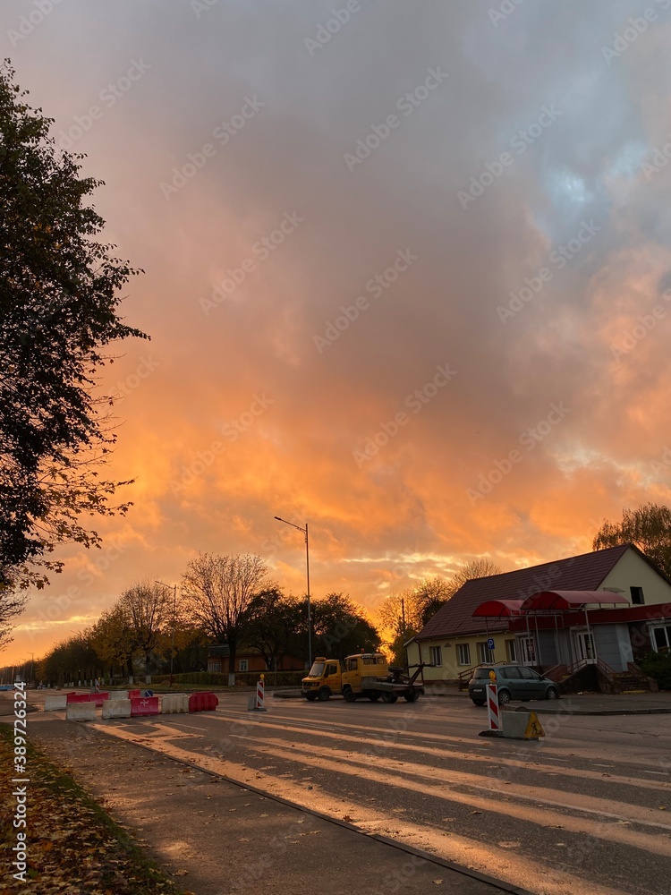 Obraz premium sunset in the city