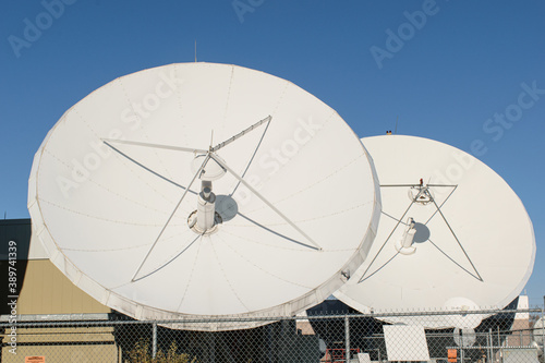 large ground antenna array 