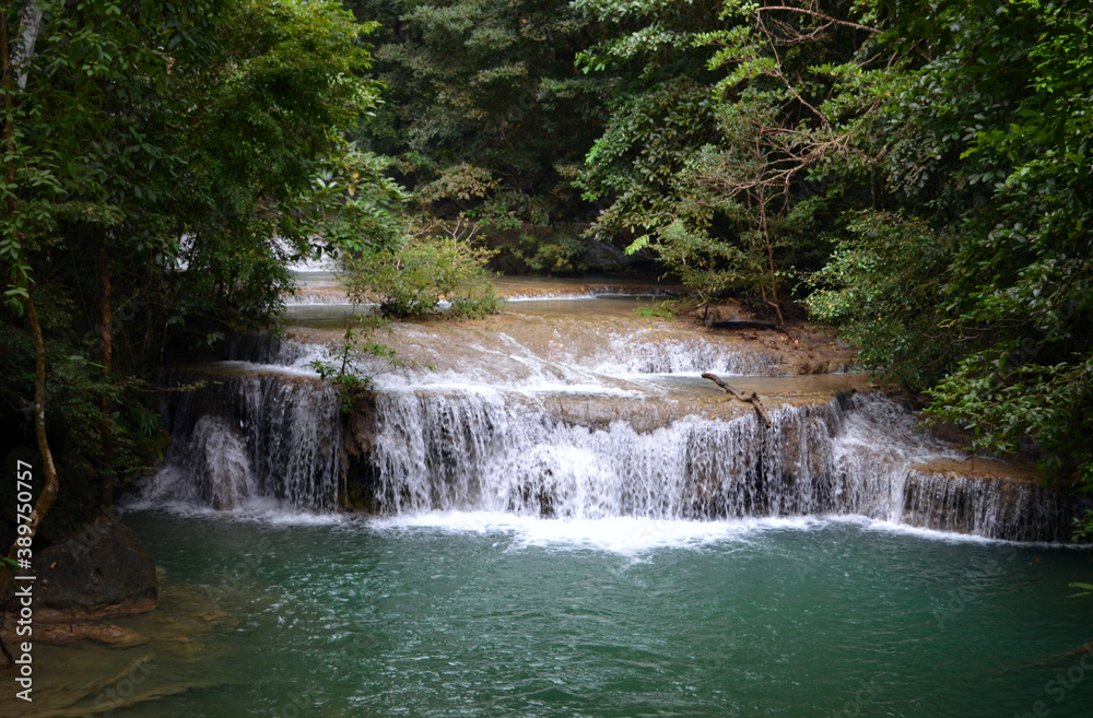 Fototapeta premium Erawan National Park, Thailand - Level 2 Waterfalls, Wang Matcha