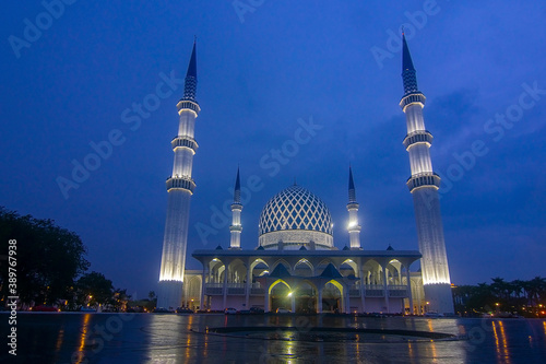 Blue hour view at Majestic Shah Alam Mosque. Noise Slightly appear due to high iso. photo