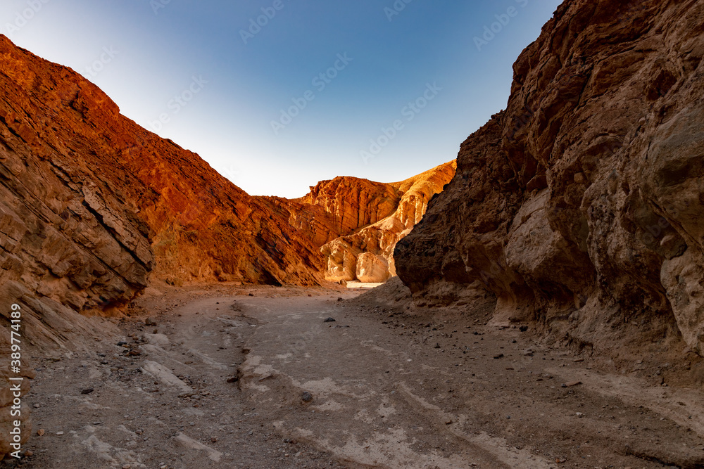 Obraz premium USA, CA, Death Valley National Park, October the 31 2020, scenic view.