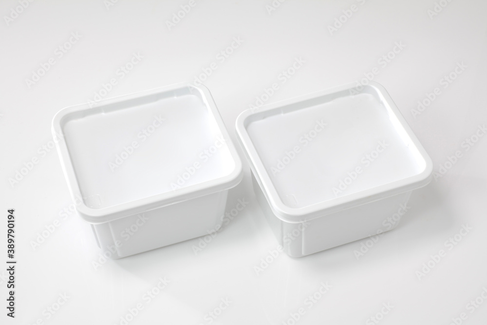 プラスチック容器 プラスチック容器