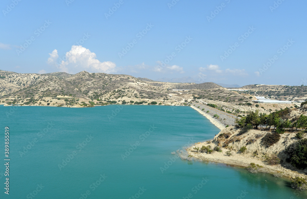Le barrage de Bramiana près d'Iérapétra en Crète
