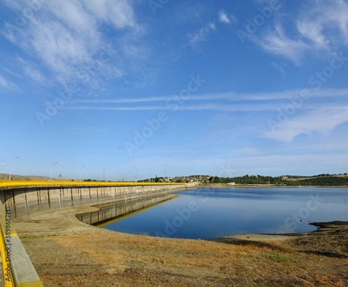 Orellana dam in the Extremadura - Spain © insideportugal