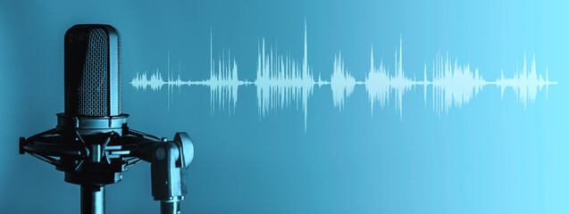 Microphone with waveform on blue background, broadcasting or podcasting banner