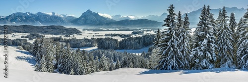 Panorama Landschaft im Winter im Allgäu