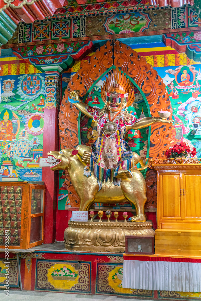 Fototapeta premium The view inside the ancient old buddhist temple on Tibet