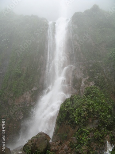 Première chute du Carbet, Guadeloupe	 photo