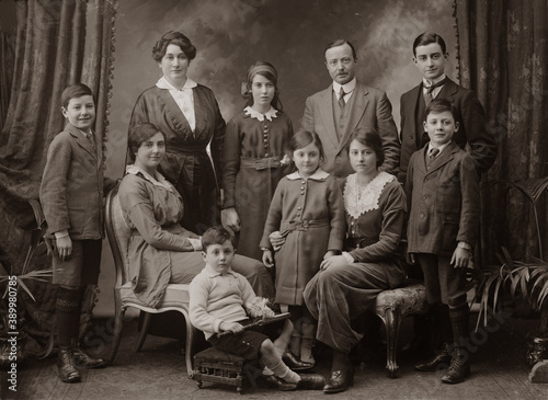 Bild auf Leinwand FOTO ANTICA CON RITRATTO DI FAMIGLIA