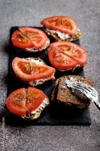 Croutons with cheese and tomato