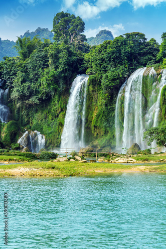 The beautiful and magnificent Detian Falls in Guangxi  China