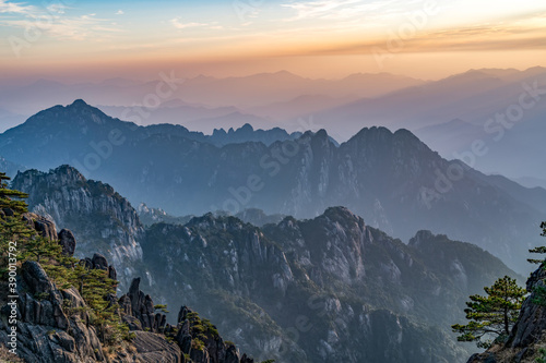 Landscape of Mount Huangshan (Yellow Mountains). UNESCO World Heritage Site. Located in Huangshan, Anhui, China. © 昊 周