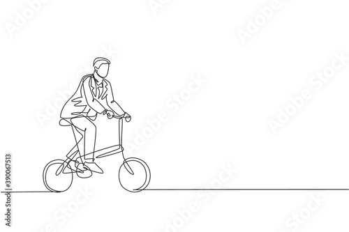 One continuous line drawing of young professional manager man cycling ride folded bicycle to his office. Healthy working urban lifestyle concept. Dynamic single line draw design vector illustration