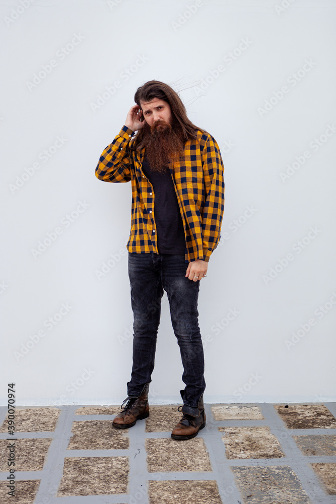 barbone, barba, barba lunga, casual, camicia a quadri Stock Photo | Adobe  Stock