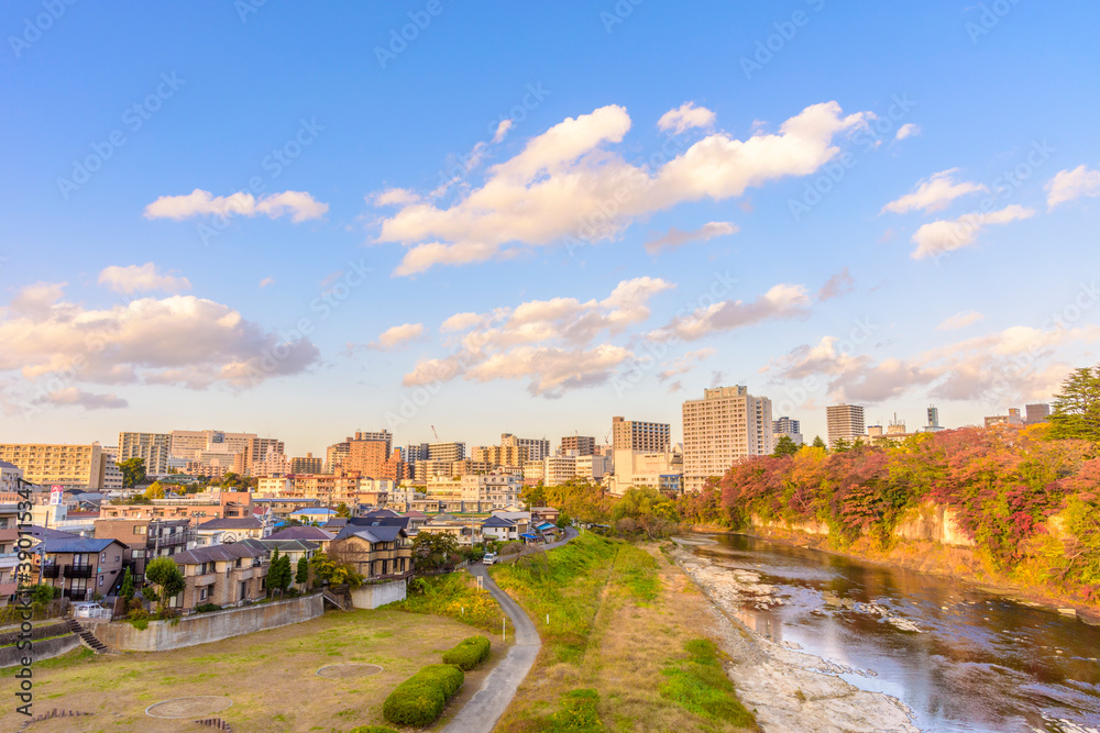 夕刻の仙台　中の瀬橋より望む