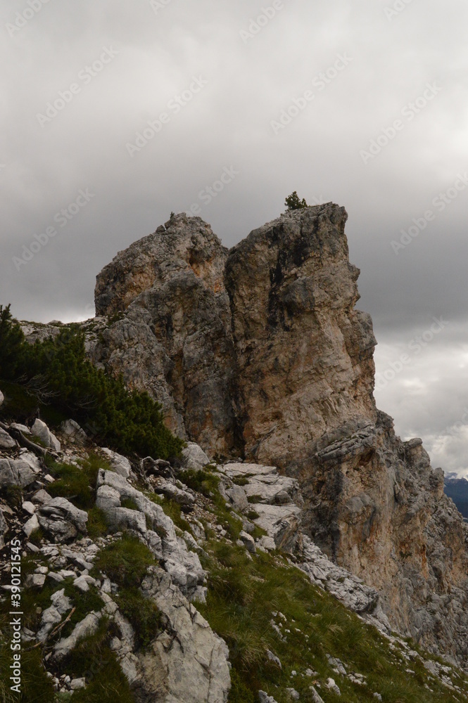 Hiking around the stunningly beautiful Lago di Braies (Pragser Wildsee) lake in the Dolomite Mountains of Northern Italy Hiking around the stunningly beautiful Lago di Braies (Pragser Wildsee) lake in the Dolomite Mountains of Northern Italy