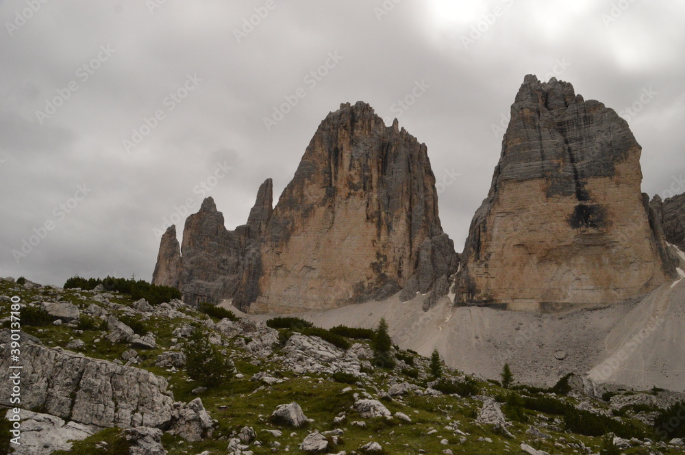 Hiking around the dramatic and beautiful Tre Cime / Drei Zinnen mountains in Lavaredo Dolomites in Northern Italy